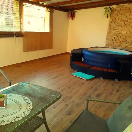 5 Bedrooms With City View Private Pool And Enclosed Garden At 2 Km Away From The Beach *