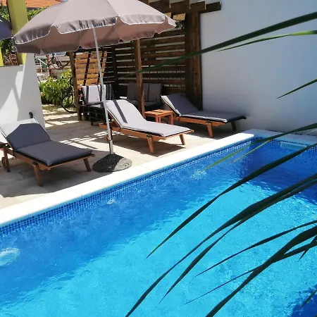 5 Bedrooms With City View Private Pool And Enclosed Garden At 2 Km Away From The Beach Villa