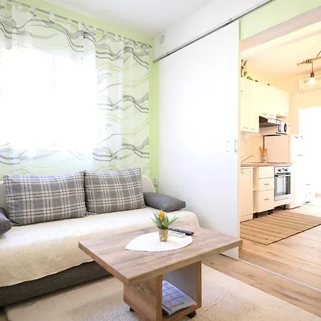 Villa 5 Bedrooms With City View Private Pool And Enclosed Garden At 2 Km Away From The Beach *