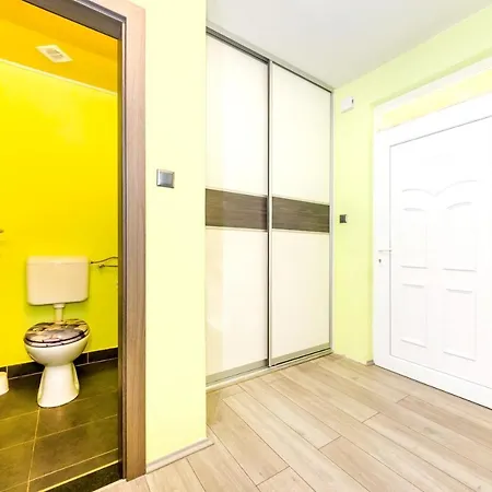 5 Bedrooms With City View Private Pool And Enclosed Garden At 2 Km Away From The Beach ザダル
