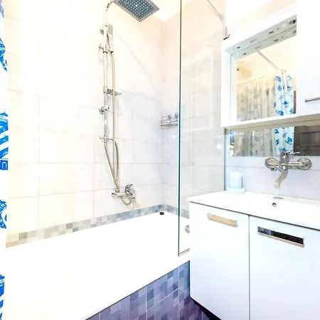 5 Bedrooms With City View Private Pool And Enclosed Garden At 2 Km Away From The Beach ザダル